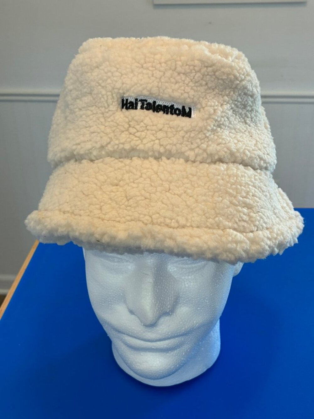 HaiTalentoM Cozy Cream White Sherpa Fleece Bucket Hat Fuzzy Winter Cap O/S